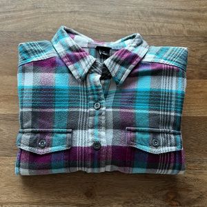 Patagonia women’s  blue / pink plaid shirt 100% organic cotton casual size 0